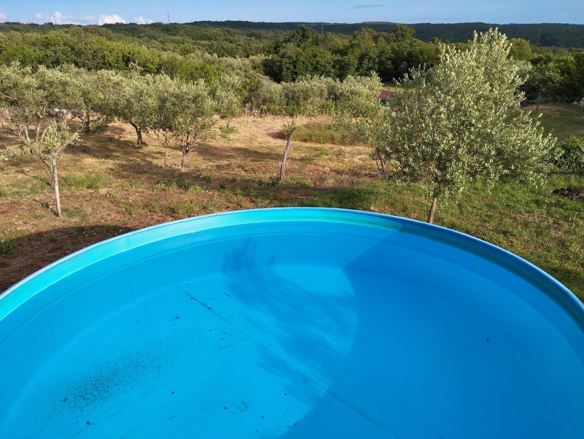 Prima Insula Glamping Hotel Brusici Exterior photo